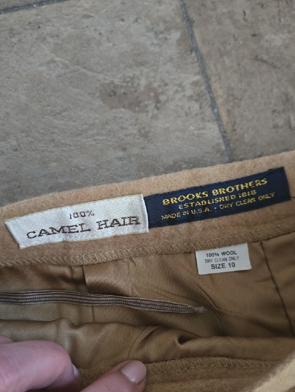 Vintage Brooks Brothers 100% Camel Hair Midi Pencil Skirt Pleated Tan Size 10 US - Picture 6 of 14